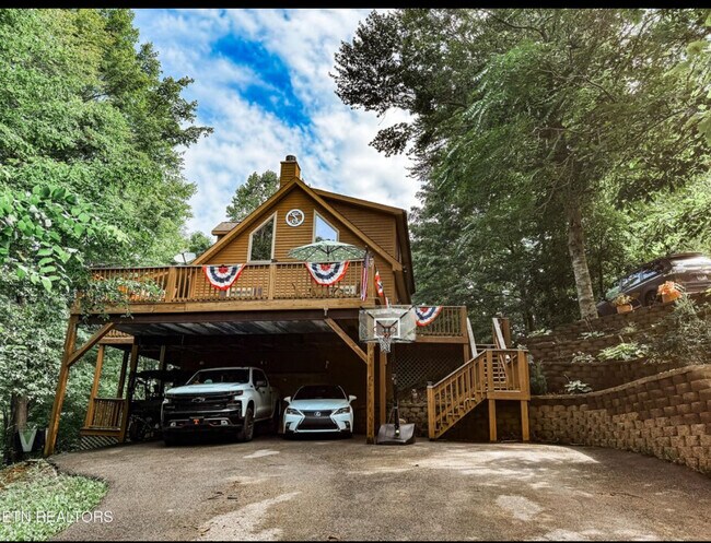 540 Ridgecrest Rd in New Tazewell, TN - Building Photo - Building Photo