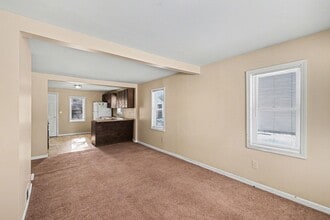 1121 W Boatfield Ave in Flint, MI - Building Photo - Building Photo