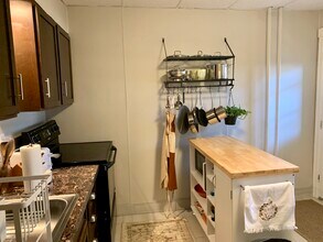 228 S Madison St, Unit 1 in Allentown, PA - Foto de edificio - Building Photo