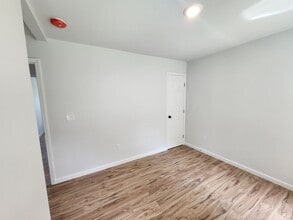 109 2nd St in Greenville, SC - Building Photo - Building Photo