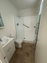 1920 Manning Ave, Unit 6 in Los Angeles, CA - Foto de edificio - Building Photo