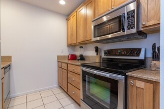 601 W San Mateo Rd in Santa Fe, NM - Foto de edificio - Building Photo