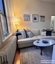 587 Beacon St, Unit 583 #8 in Boston, MA - Building Photo - Building Photo