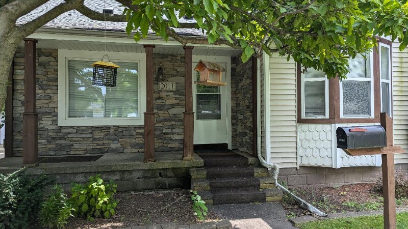 2011 Ottawa St in Saginaw, MI - Building Photo