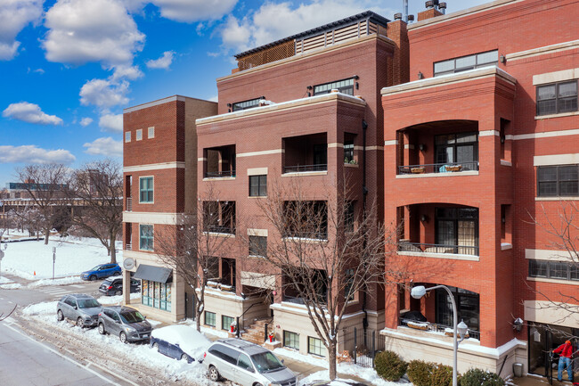 Jackson Street Condominiums in Chicago, IL - Building Photo - Building Photo