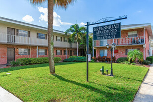 Greenbriar Apartamentos