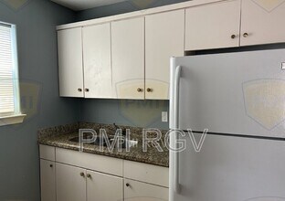 1410 Quitaca Dr in Edinburg, TX - Building Photo - Building Photo