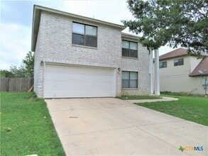 1093 Stone Branch in New Braunfels, TX - Building Photo - Building Photo