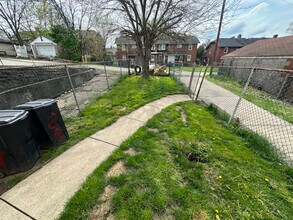 821 Miller Ave in Clairton, PA - Building Photo - Building Photo