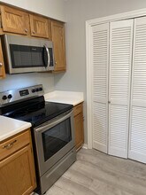 200 Autumn Dr in Fairhope, AL - Foto de edificio - Building Photo