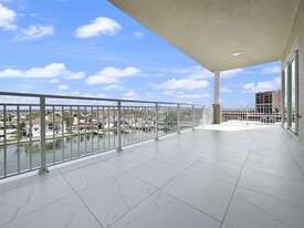 125 Island Way, Unit 605 in Clearwater, FL - Foto de edificio - Building Photo