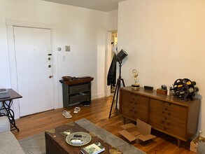 16 Winter St, Unit 3 in Somerville, MA - Building Photo - Building Photo