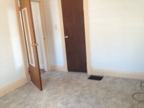 420 4th St SE in Watertown, SD - Building Photo - Building Photo