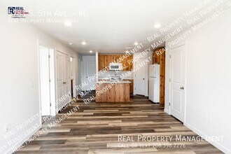 5781 S 5th Ave in Pocatello, ID - Building Photo - Building Photo
