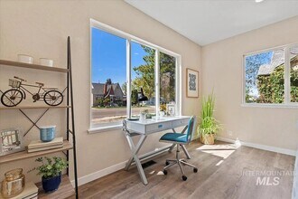 94 N Yale St in Nampa, ID - Building Photo - Building Photo