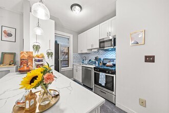 429 Fairmount Ave in Jersey City, NJ - Building Photo - Building Photo