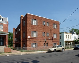 1026 45th St NE in Washington, DC - Building Photo - Building Photo