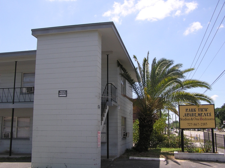 Park View Apartments in St. Petersburg, FL - Building Photo