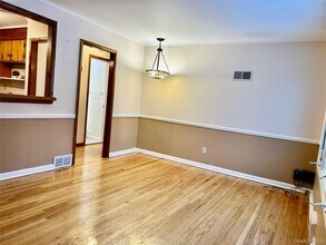 102 Overocker Rd in Arlington, NY - Building Photo - Building Photo