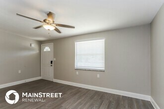 1960 Cecil St in Largo, FL - Building Photo - Building Photo