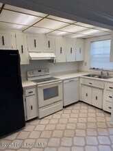 2511 Country Club Dr in Titusville, FL - Building Photo - Building Photo