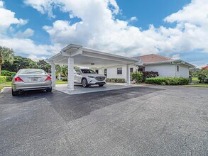 13867 Eastpointe Way in Palm Beach Gardens, FL - Building Photo - Building Photo