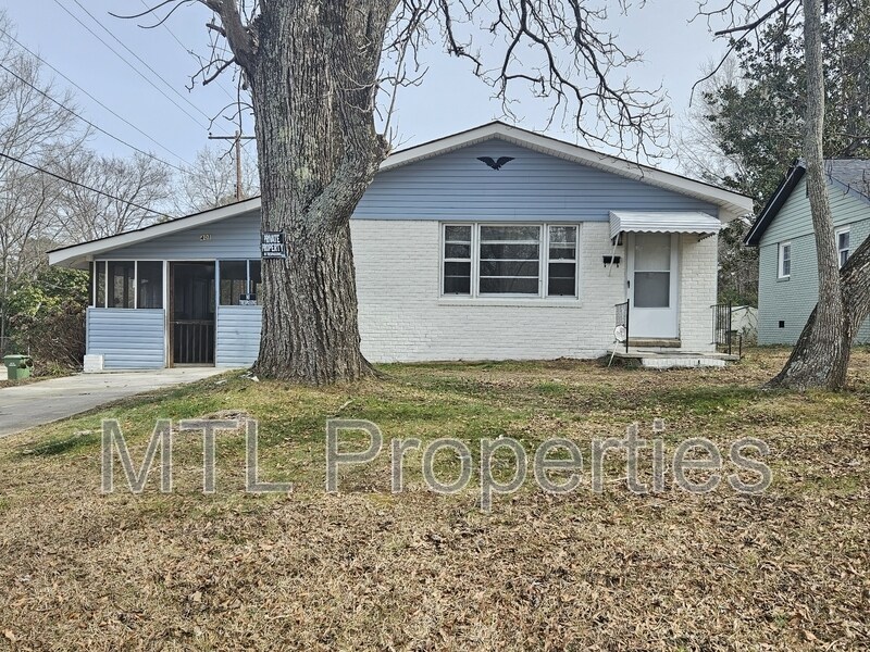401 Glenwood Ave in Lancaster, SC - Building Photo
