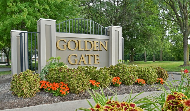 Bristol Square and Golden Gate Apartments in Wixom, MI - Building Photo - Building Photo