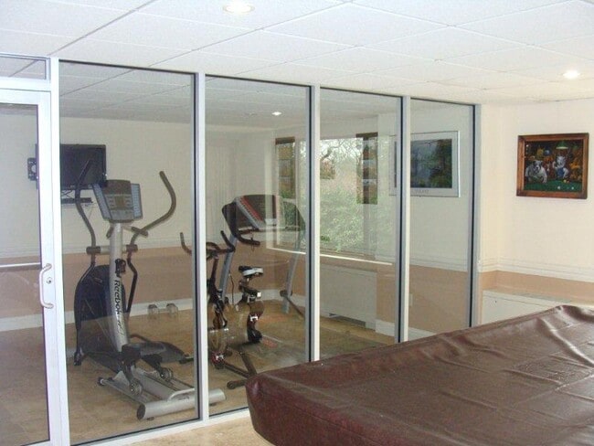 1512 S Arlington Ridge Rd, Unit 702 in Arlington, VA - Building Photo - Building Photo