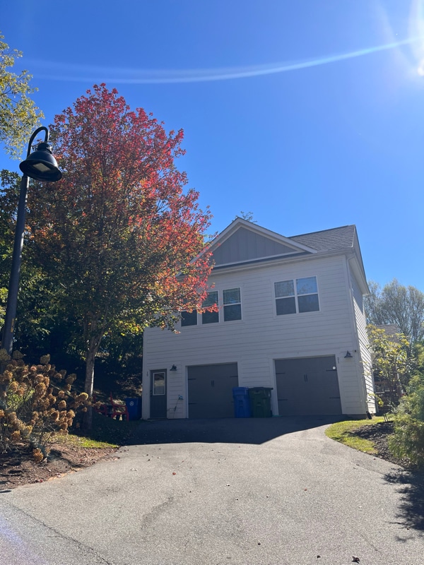 property at 32 Plant Pl