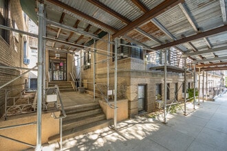 183-187 Claremont Ave in New York, NY - Foto de edificio - Building Photo