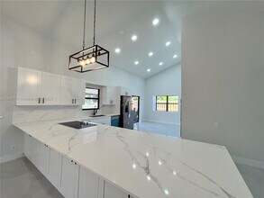 1182 Raintree Ln in Wellington, FL - Building Photo - Building Photo