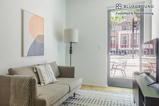 959 Sterling Pl
