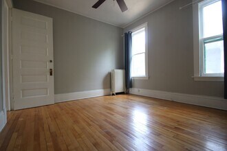 2121 Harriet Ave-Unit -Unit 2 in Minneapolis, MN - Building Photo - Building Photo