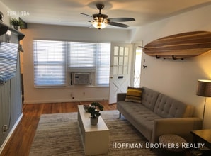 12429 Chandler Blvd in Los Angeles, CA - Building Photo - Building Photo