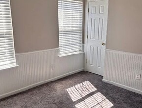 108 Mangum Cir in Mooresville, NC - Building Photo - Building Photo