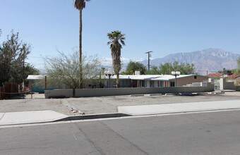 66399 5th St in Desert Hot Springs, CA - Building Photo - Building Photo