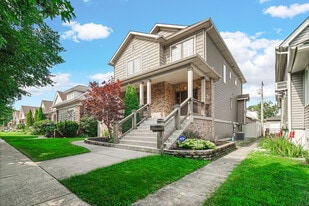 1620 Cleveland Ave in Whiting, IN - Building Photo