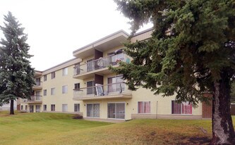 Duggan Manor in Edmonton, AB - Building Photo