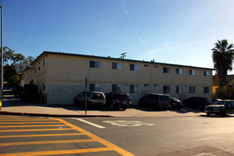 5051-5067 1/2 Orange Ave. in San Diego, CA - Building Photo - Building Photo