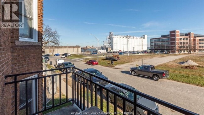 333 Chilver Rd in Windsor, ON - Building Photo - Building Photo