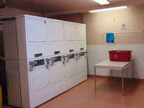 100 Pulsipher Ln in Mesquite, NV - Building Photo - Building Photo