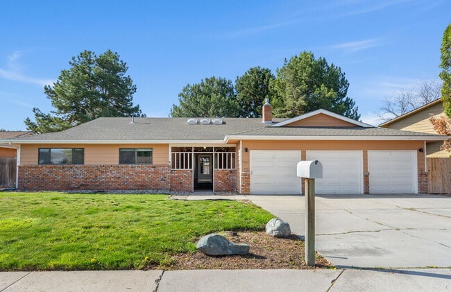 property at 7065 W Amity Rd