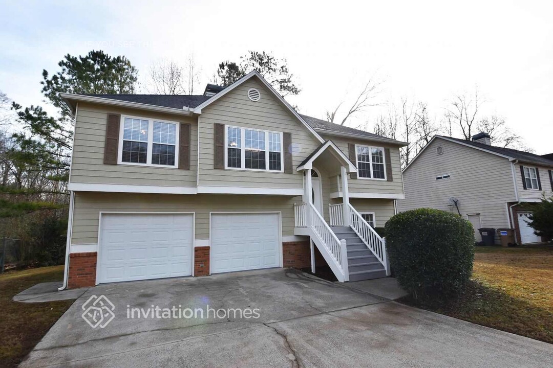 1616 Barrier Rd in Marietta, GA - Building Photo