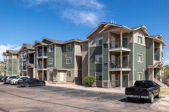 COPPER CREEK in Colorado Springs, CO - Foto de edificio - Building Photo