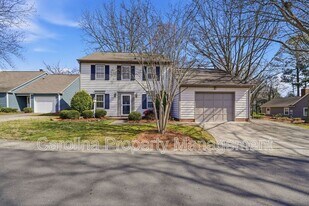 805 Farm Tree Ln in Charlotte, NC - Building Photo