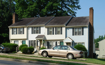 4409 Brockton Dr in Raleigh, NC - Building Photo - Building Photo