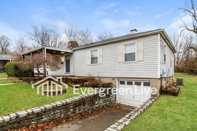 3265 Tulsa Ct in Cincinnati, OH - Building Photo - Building Photo