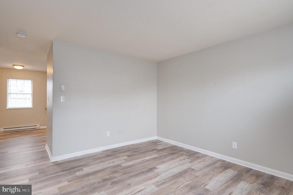 65 North St in Mcsherrystown, PA - Building Photo