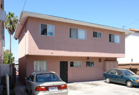 4351 Hamilton St in San Diego, CA - Foto de edificio - Building Photo